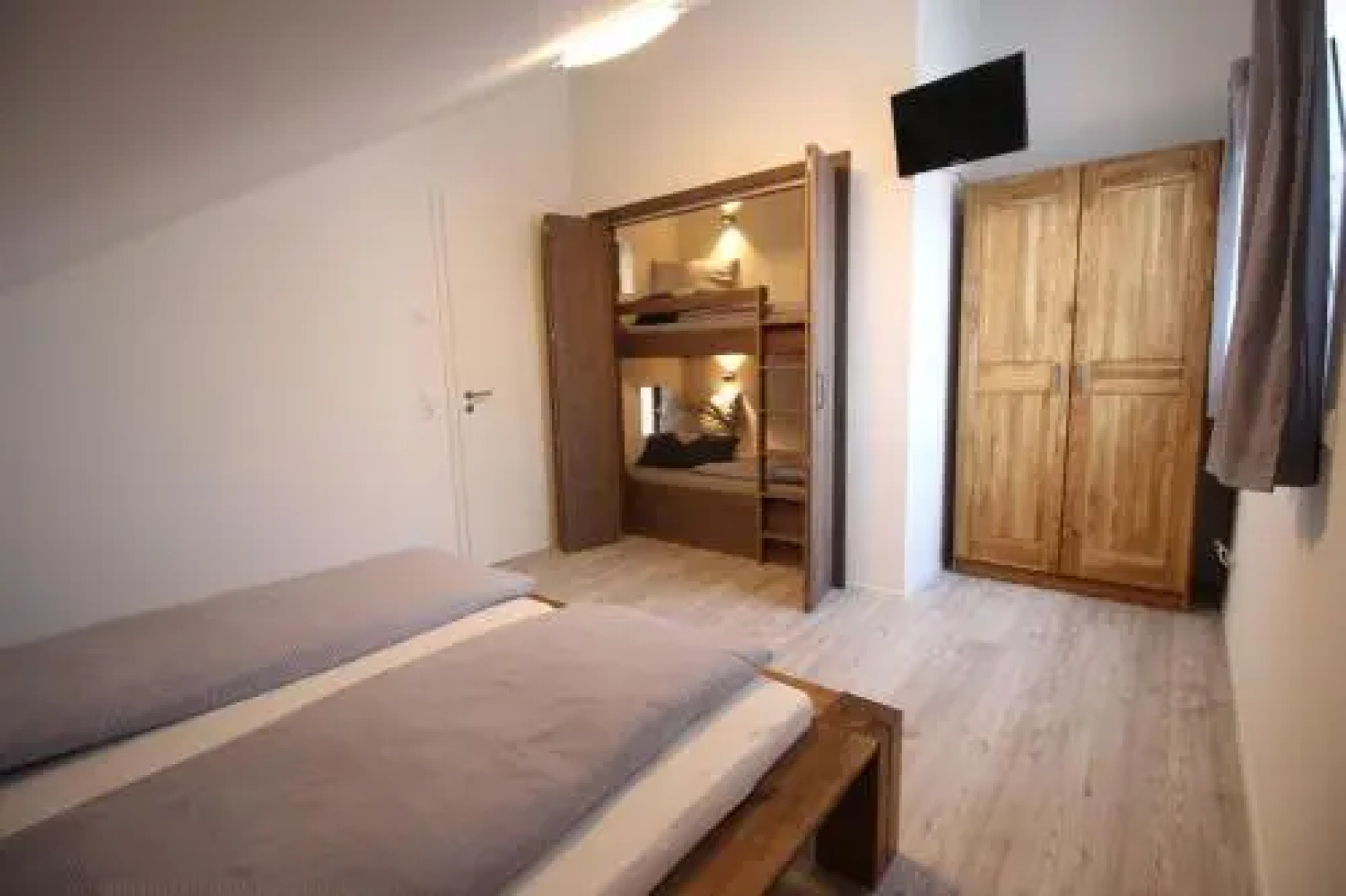 Weingut/Besenwirtschaft »Reblandhof«