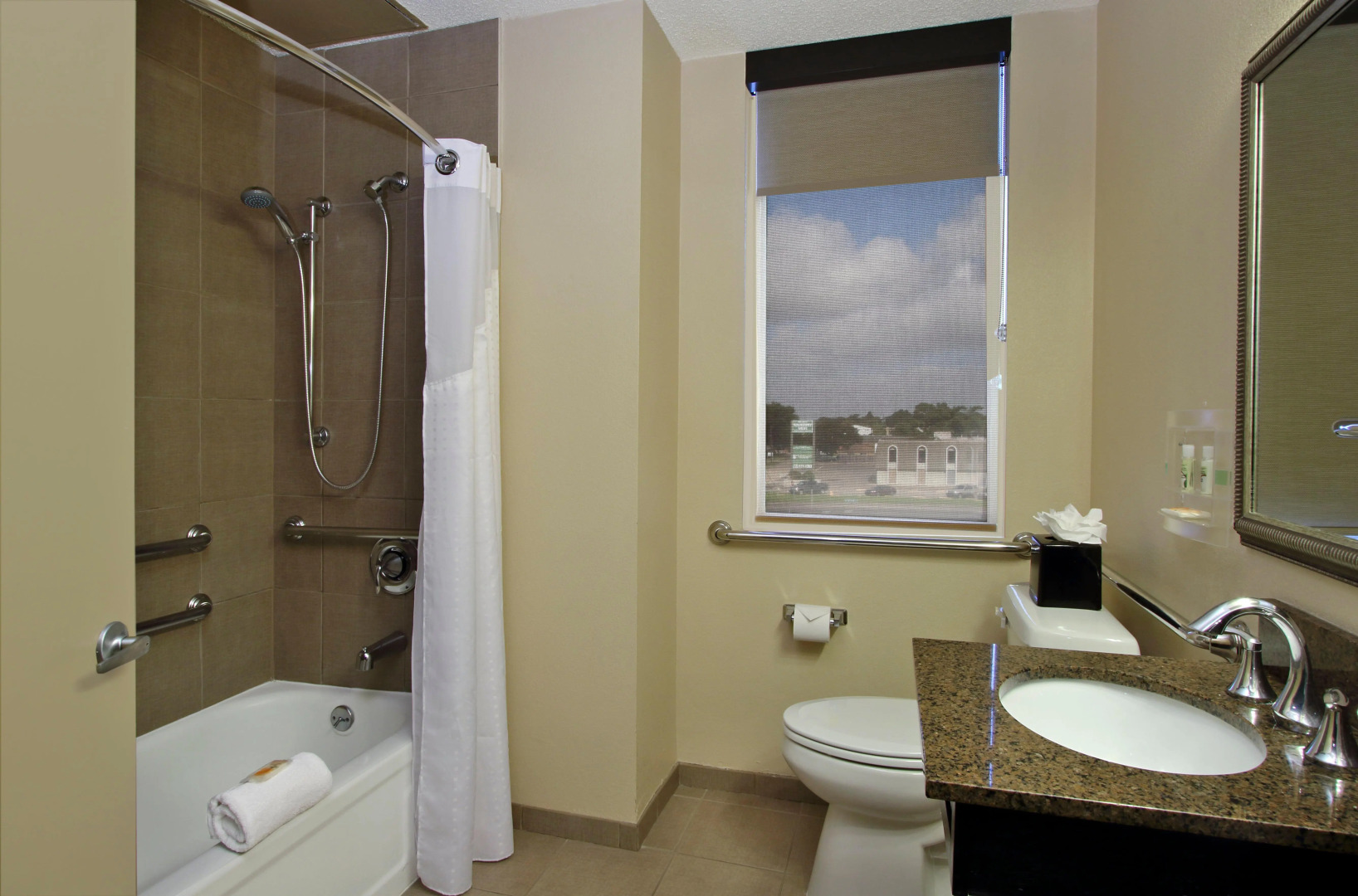 Holiday Inn Metairie New Orleans by IHG