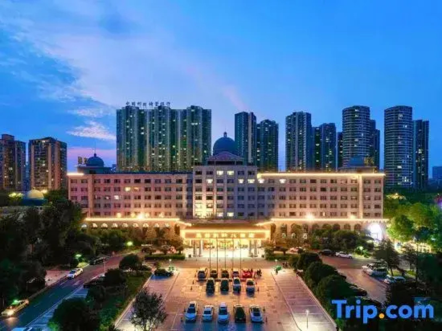 Tiancheng International Hotel (Xiantao Mian Street Branch)
