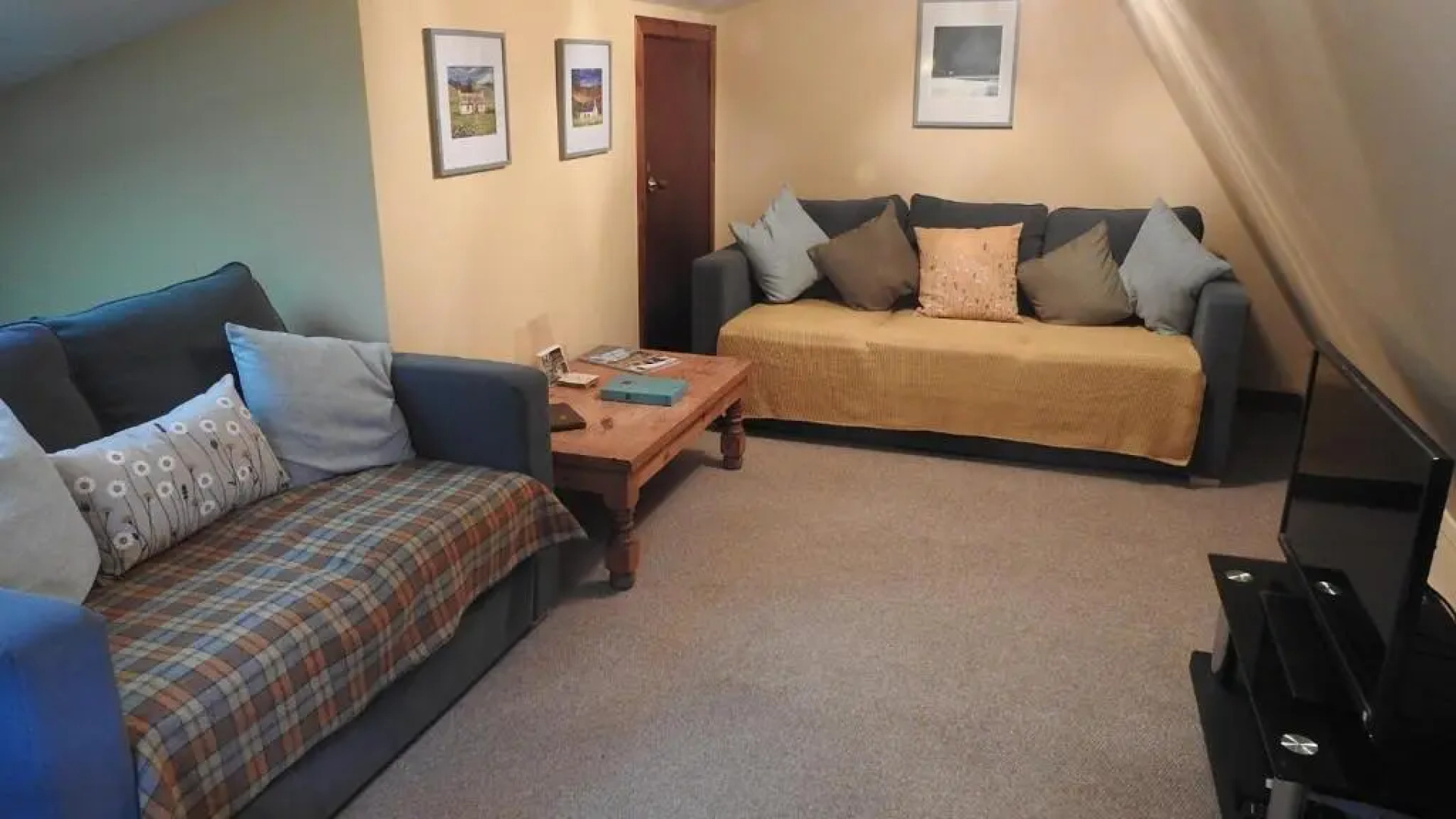 Invercassley Cottage B & B Suite
