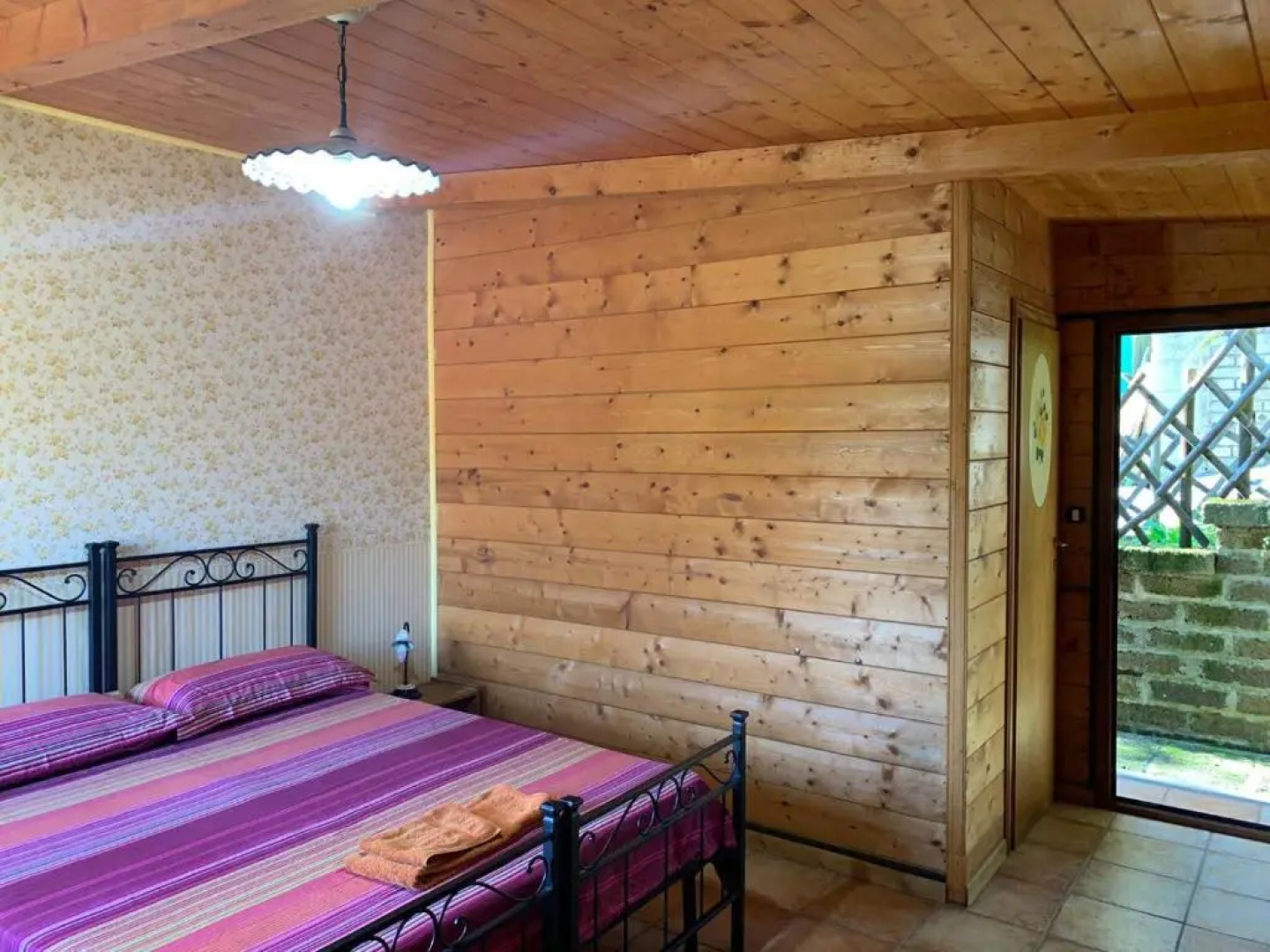 Night in the Wood Sorbo