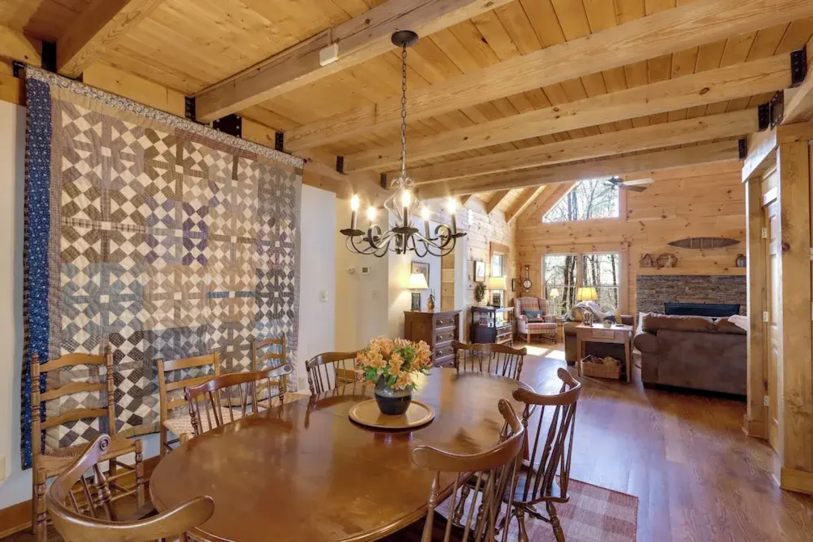 Family-friendly Jasper Cabin With Deck!