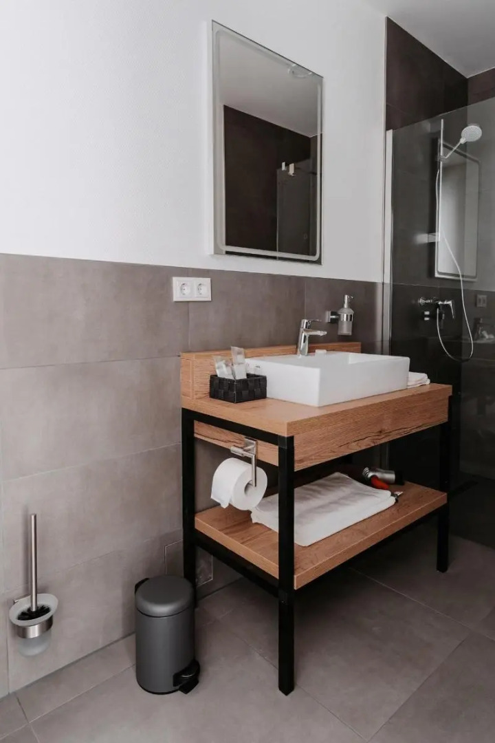 Step Inn The Fair Hotel