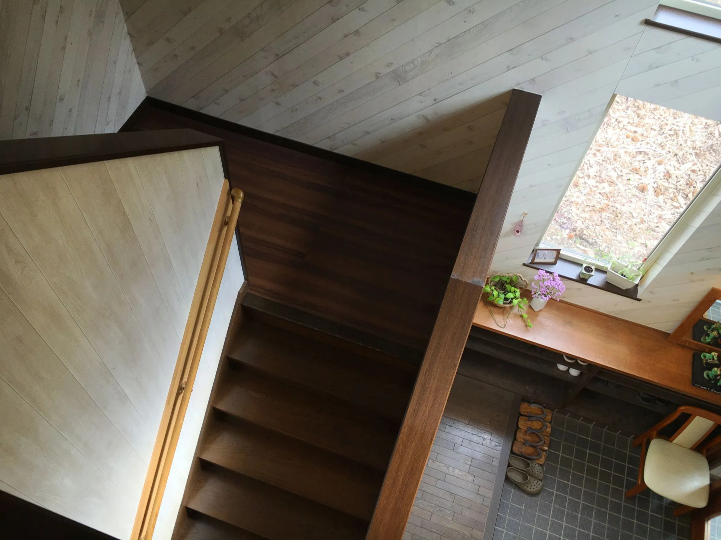 Cafe & inn That Sounds Good