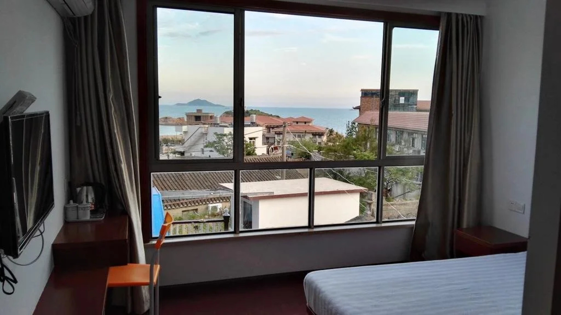 Shengsi Hai Le Zhi Jia Hotel