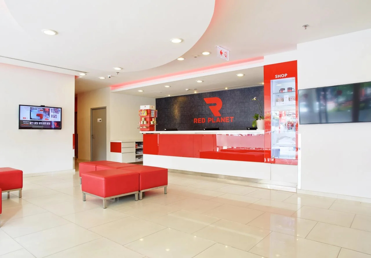 Easy Planet Phuket, Patong