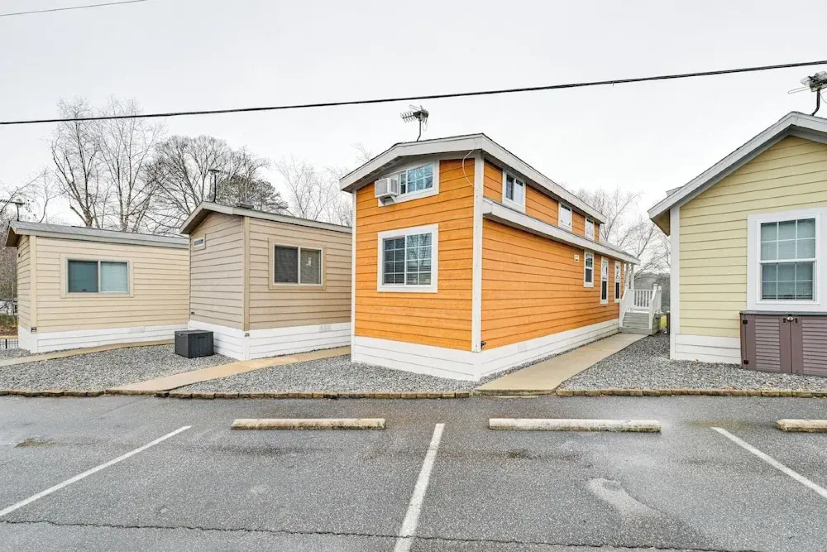 Pool Access + Views: Serene Cottage at Lake Norman