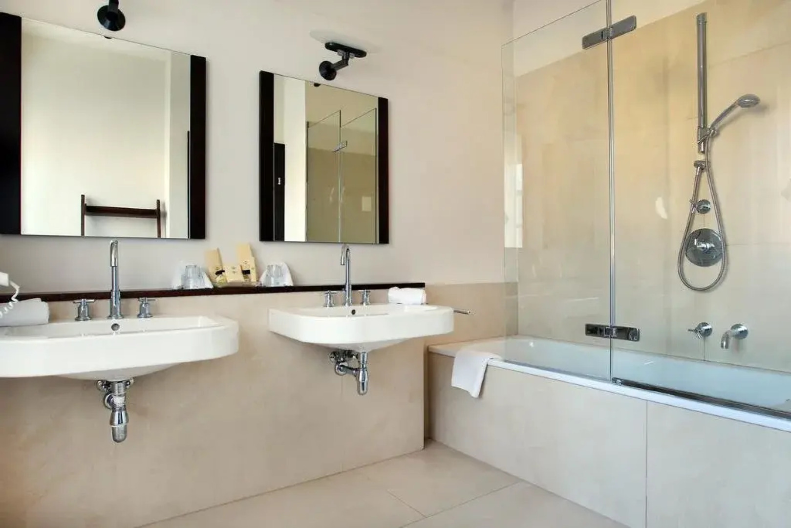 Das Schloss an der Eisenstrasse