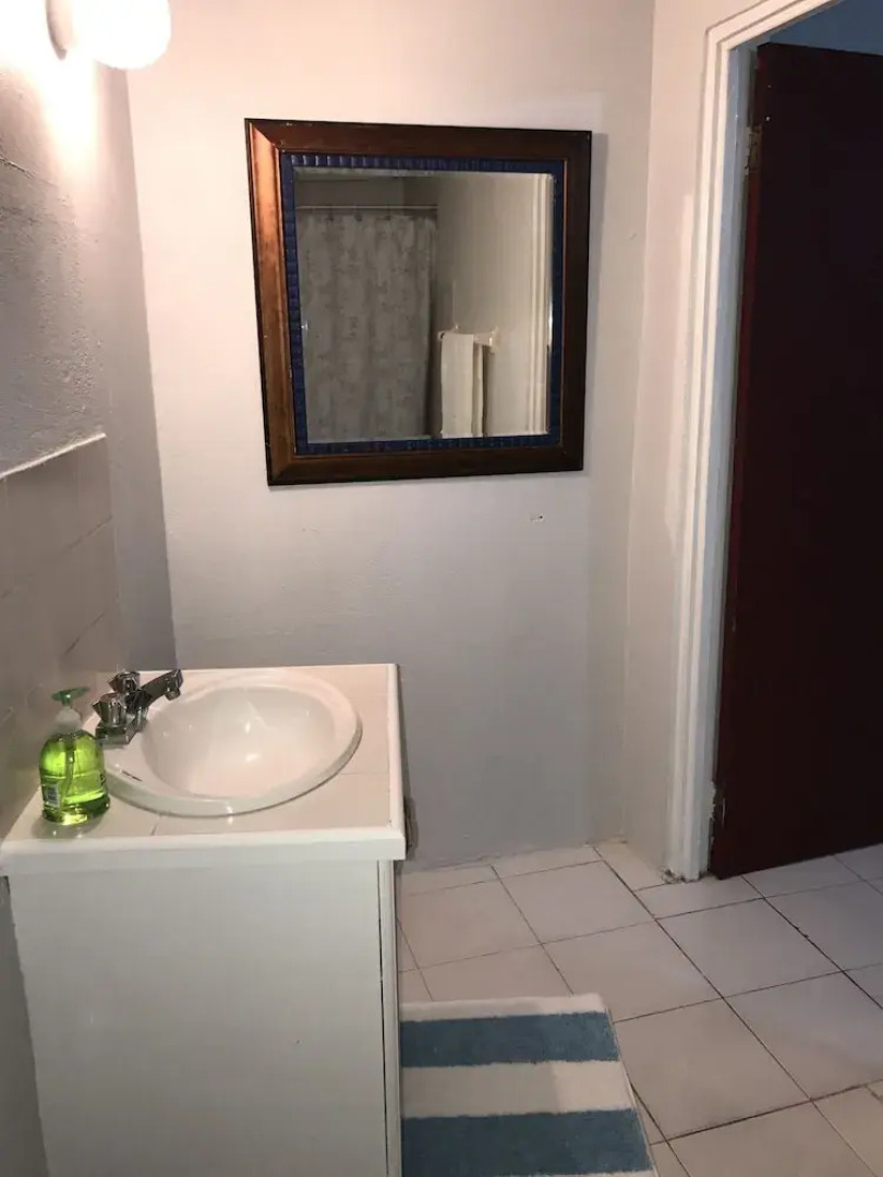 Maxwell Beach Apartment