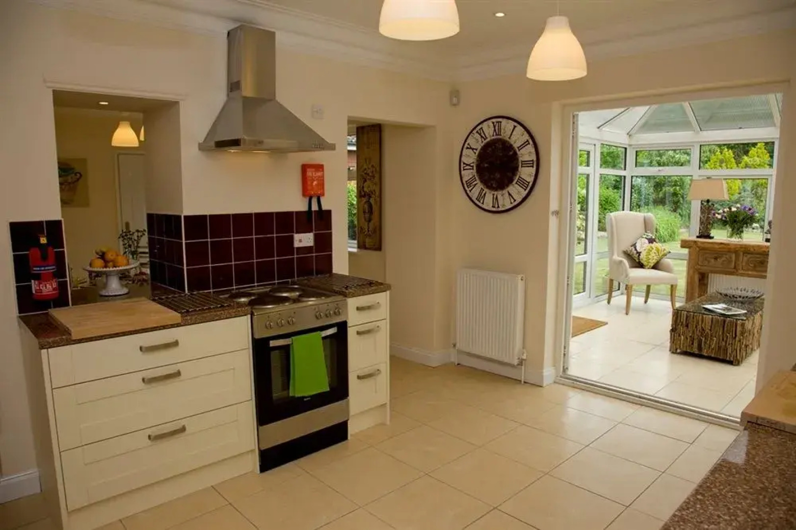 Innocence Rooms West