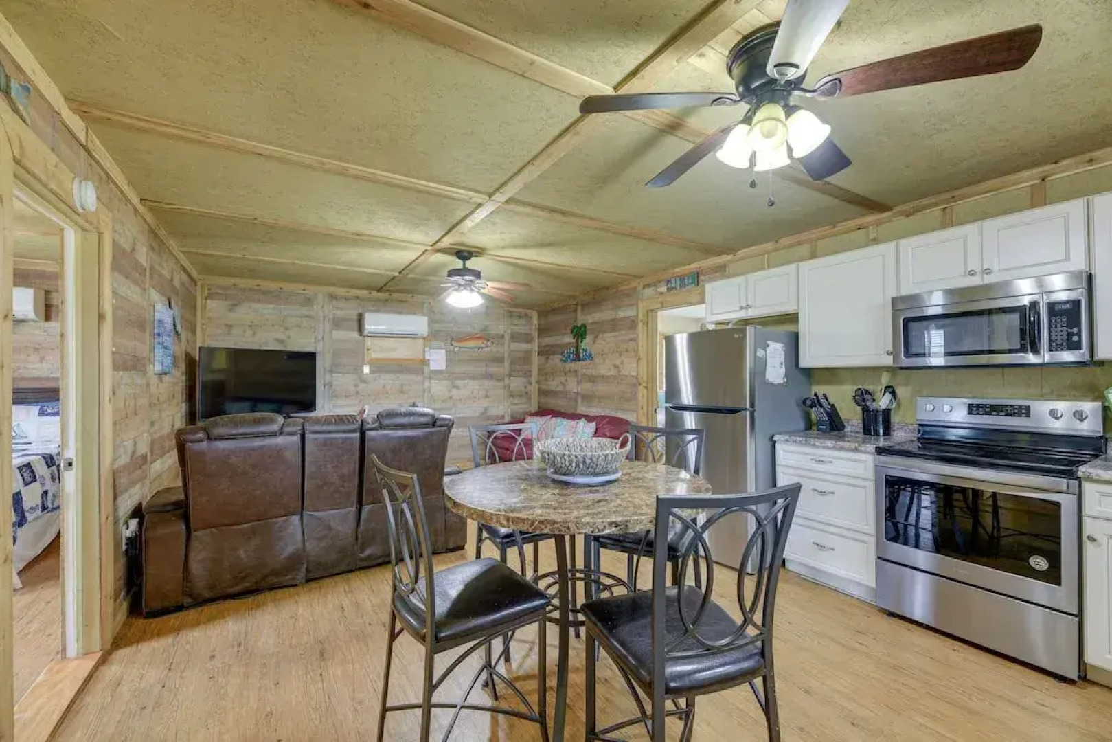 Pet-friendly Rockport House - 4 Mi to Goose Island