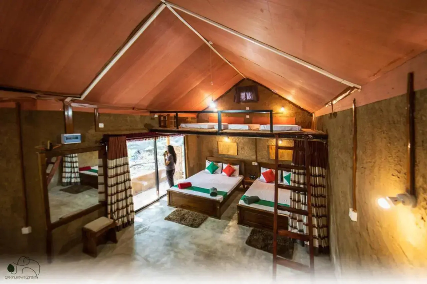 Green Leaves Garden - Pinnawala