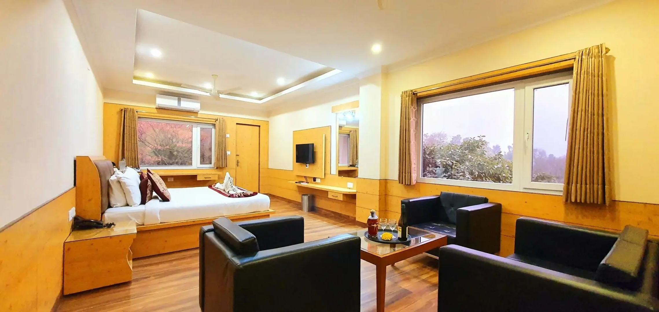 Quartz Himalayan Brothers