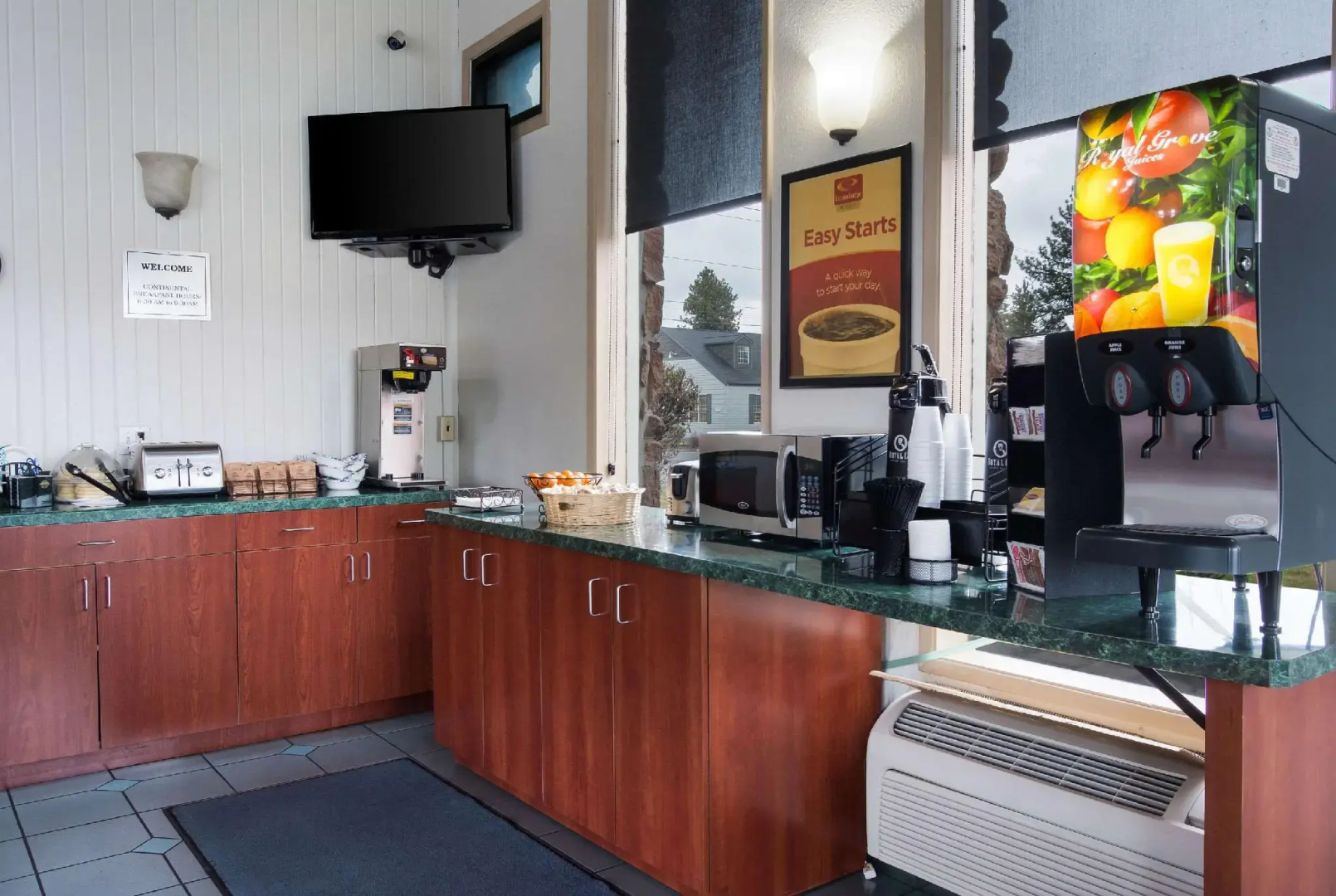 Bend Inn & Suites