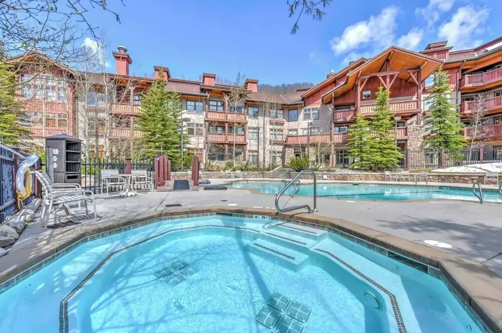 Ski-in/ Out Solitude Ski Village Condo w/ Hot Tub