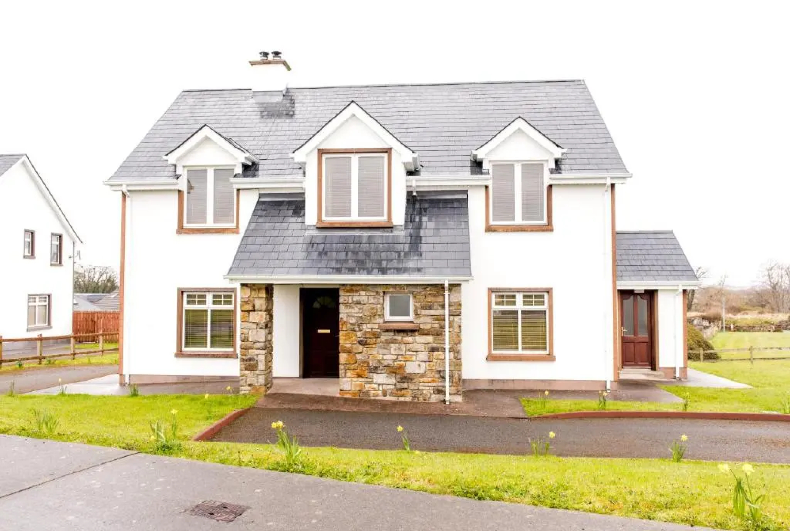 Duncarbury Heights - 4 Bedroom Detached House