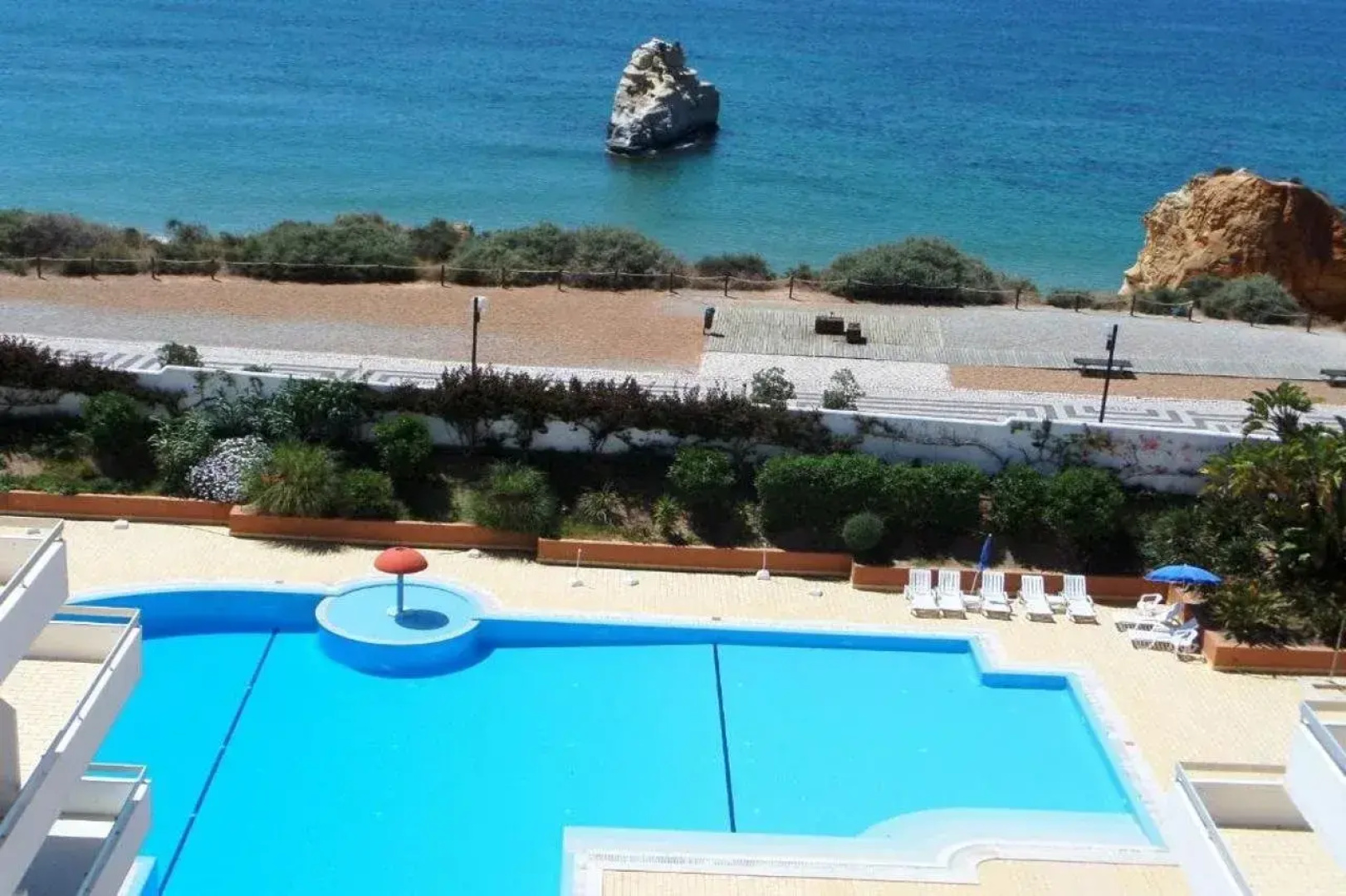Hotel Luar