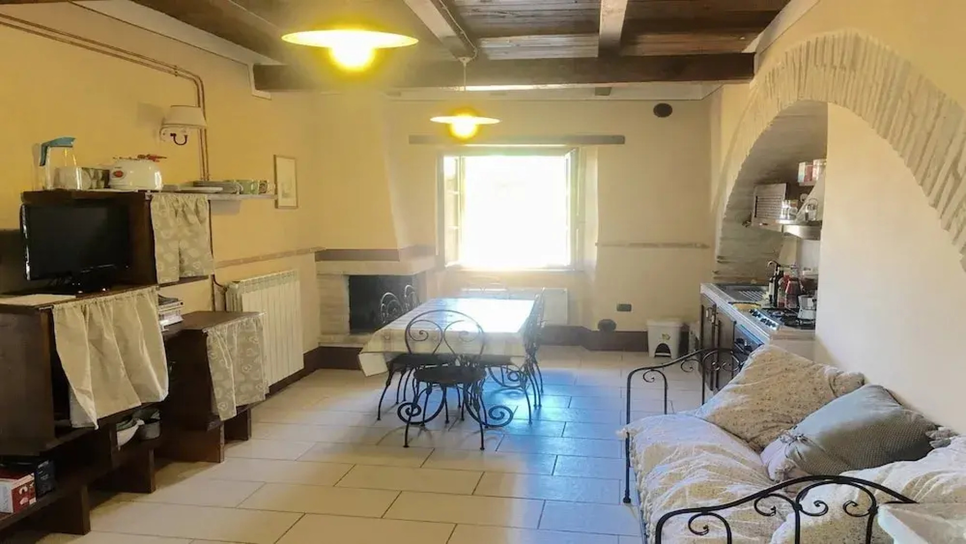 Spoleto By The Pool Whole Villa - Sleeps 24