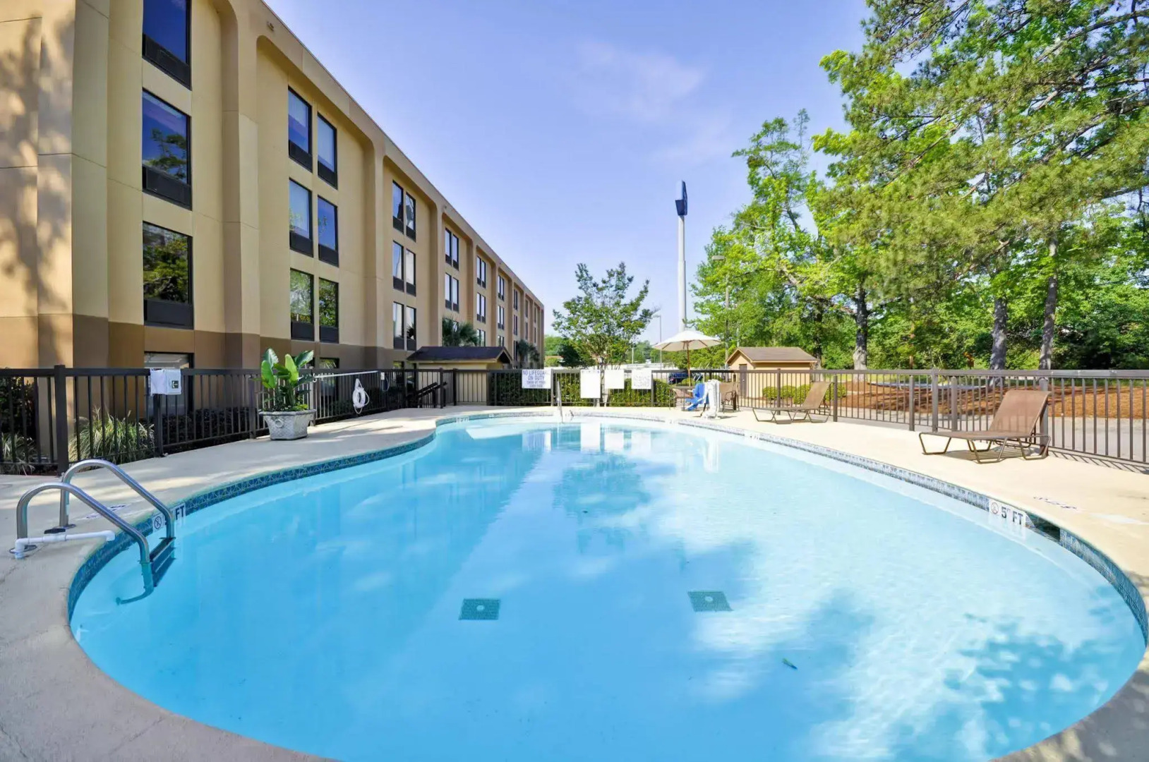 Hampton Inn Columbia-I-26 Airport