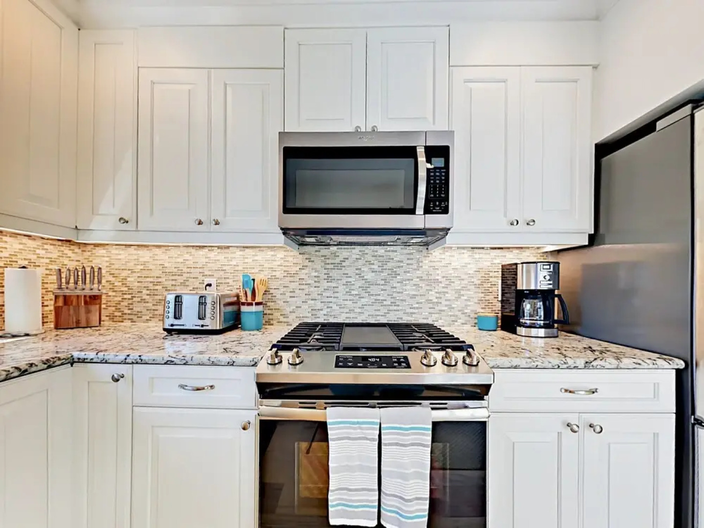 4465 Portola Dr House 3 Bedrooms 1 Bathroom Home