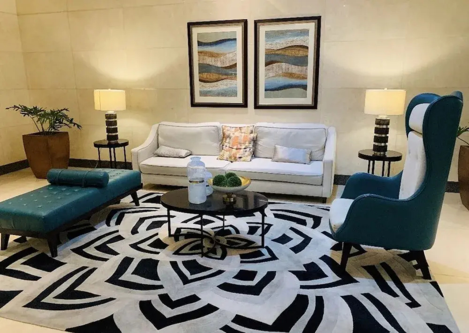 Fantastic Step to the Venice