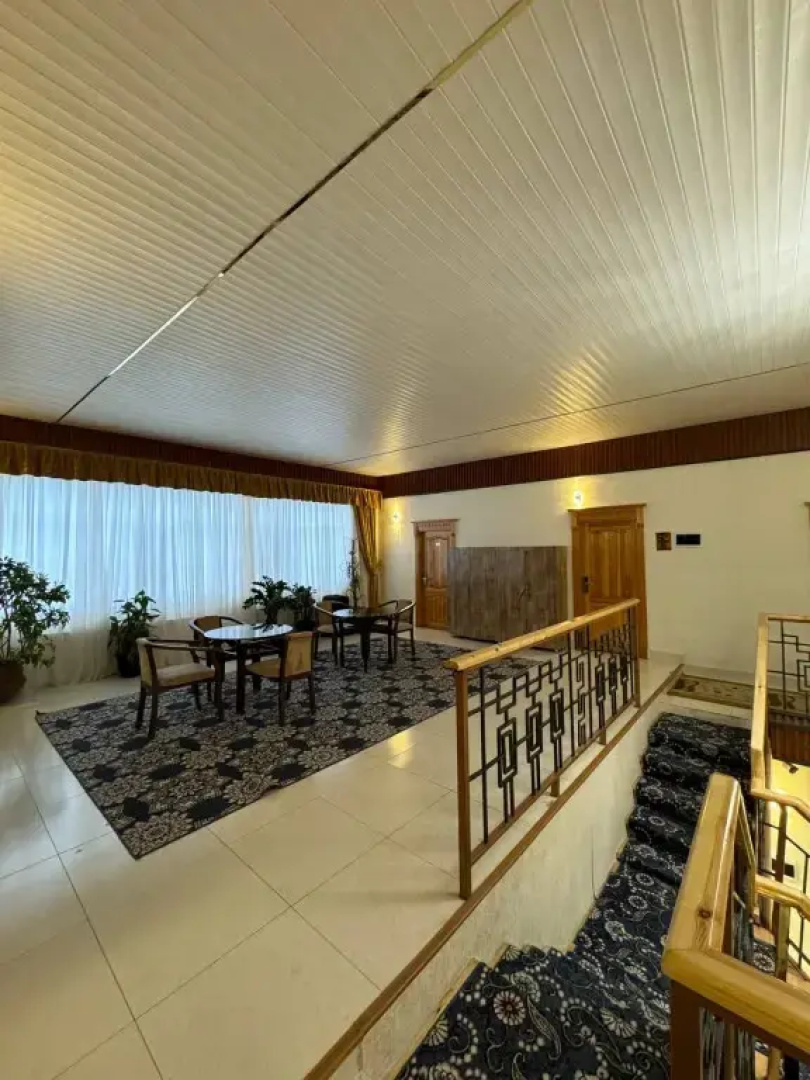 Karvonsaroy Hotel