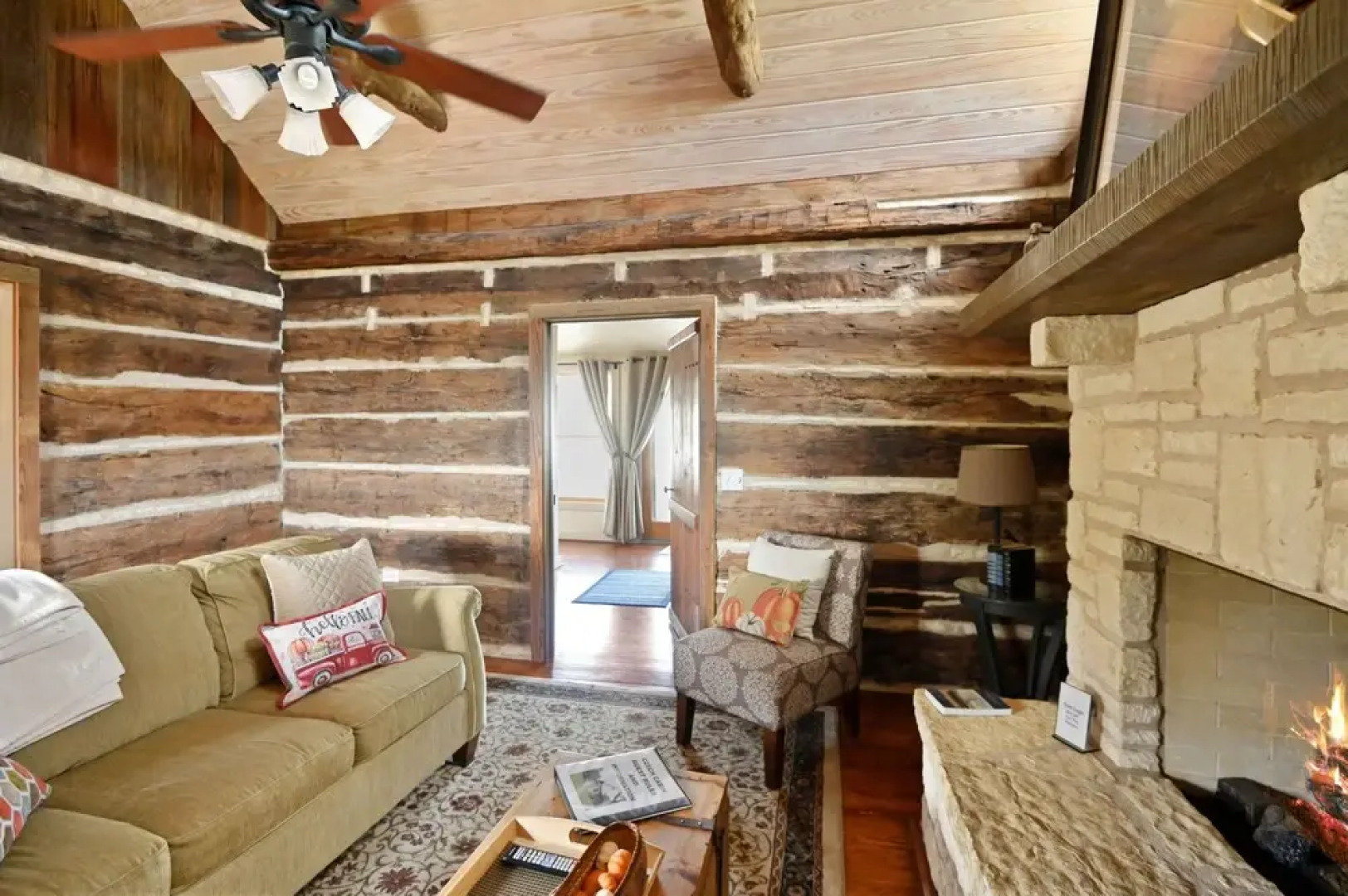 Czech 1 Bedroom Cabin by RedAwning