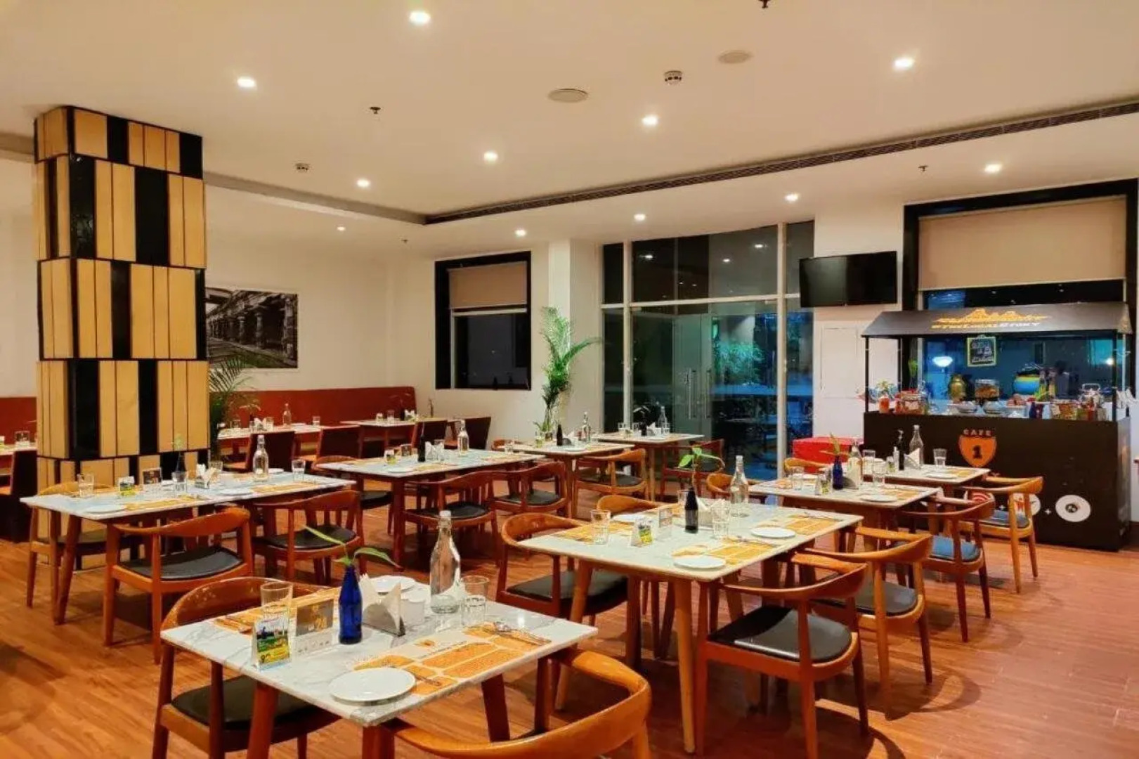 Holiday Inn Express Chennai Mahindra World City