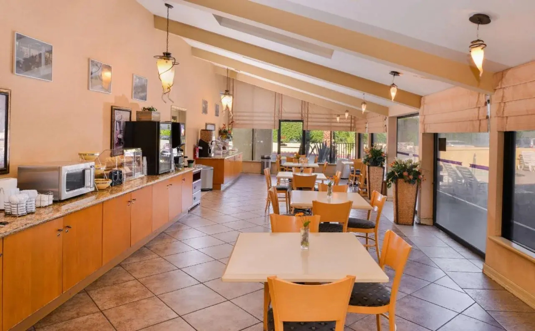 Red Lion Inn & Suites Cathedral City