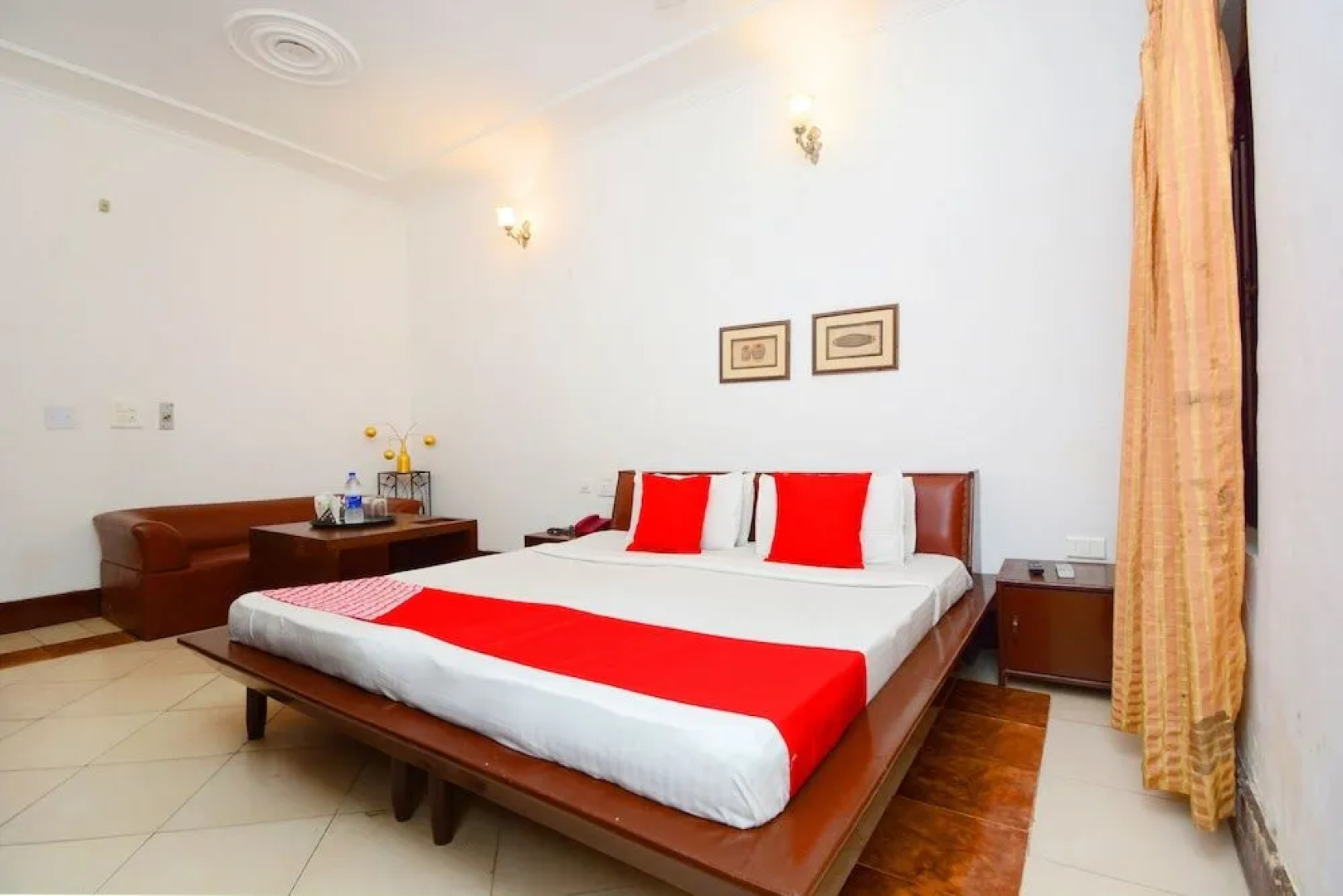 Oyo 37208 Dlm Valley Resorts