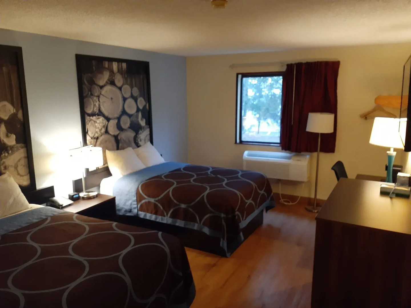 Super 8 by Wyndham Farmville