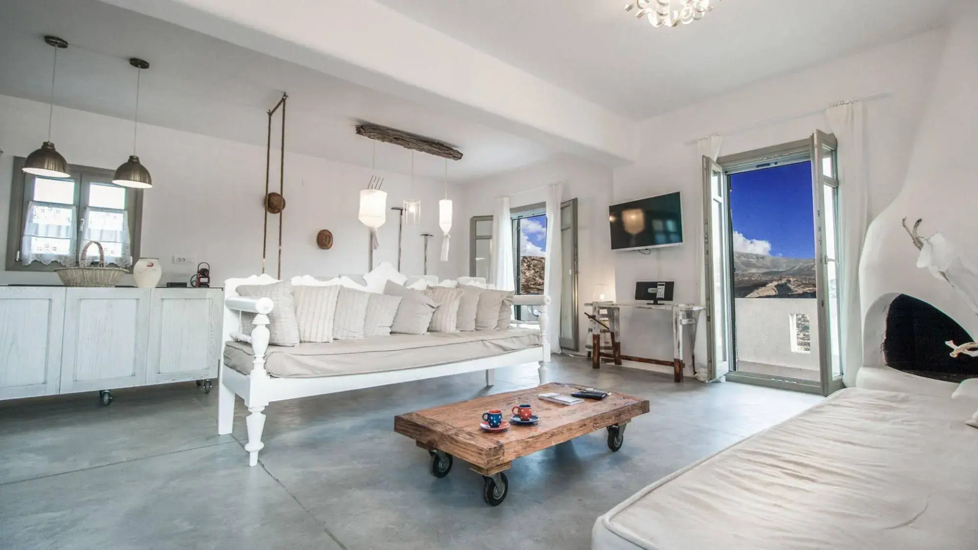 Halcyon Suites and Villas Naxos