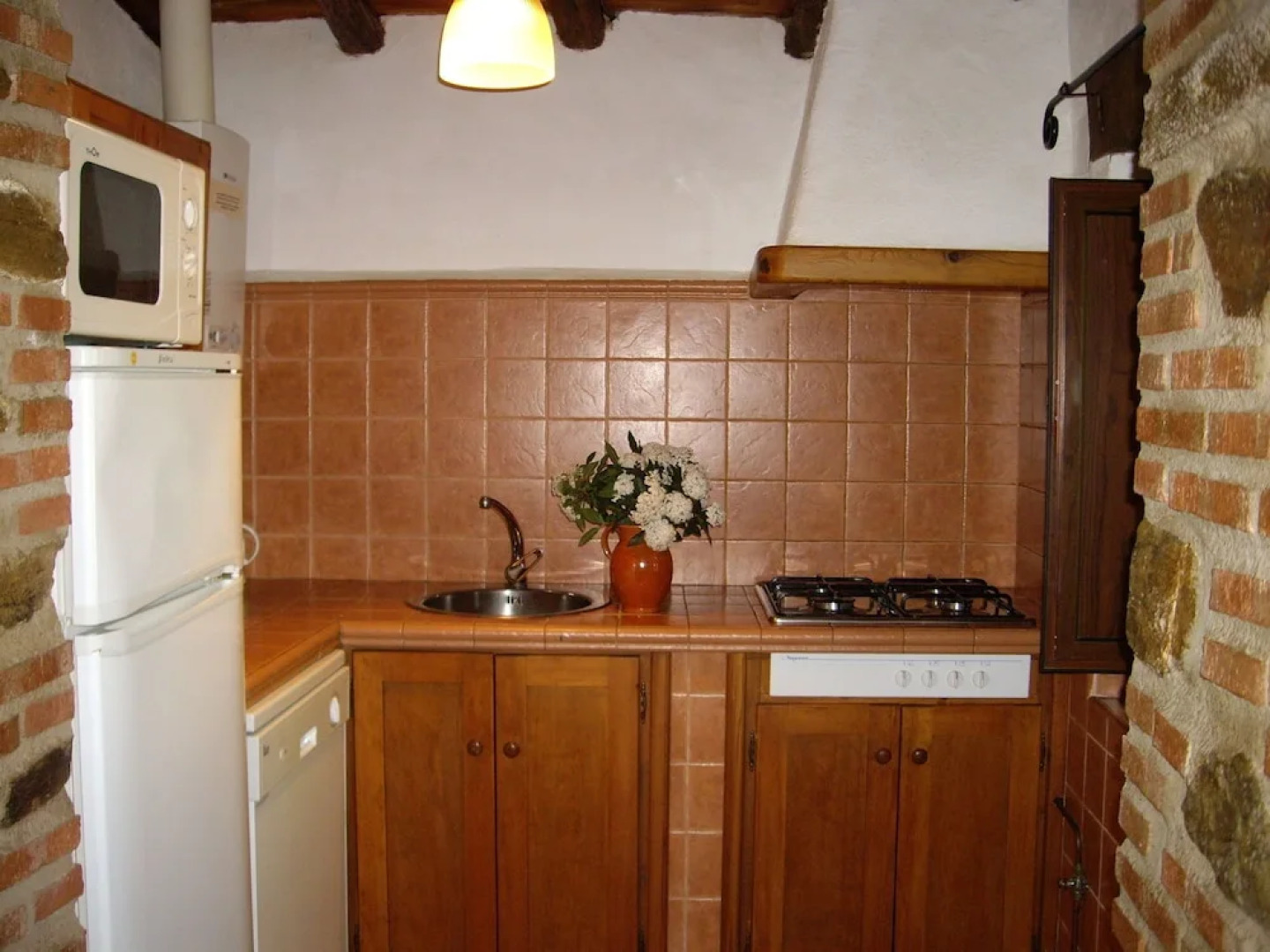 Rural Farmhouse in Valencia de Alcántara With Pool