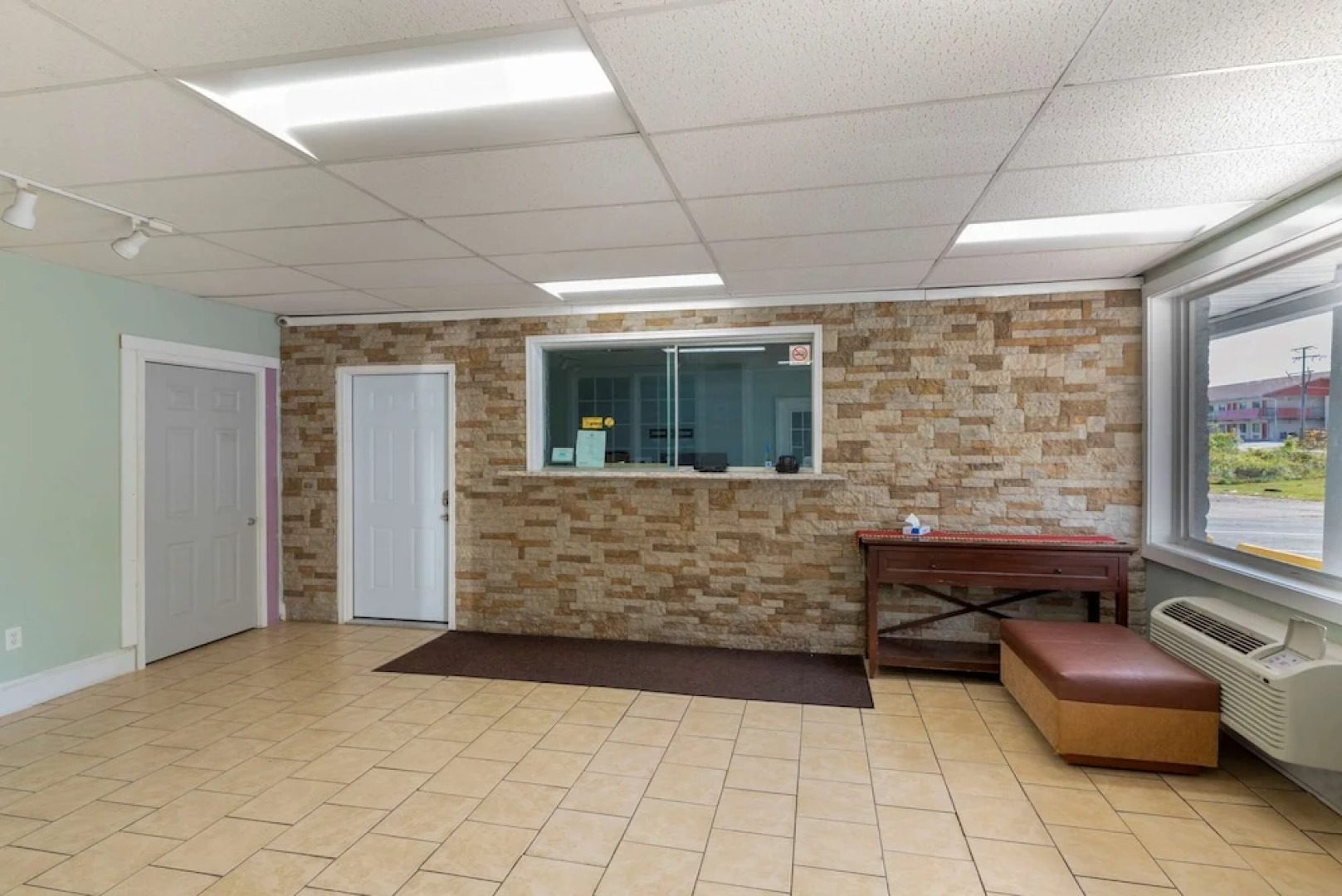 Econo Lodge Colonial Heights