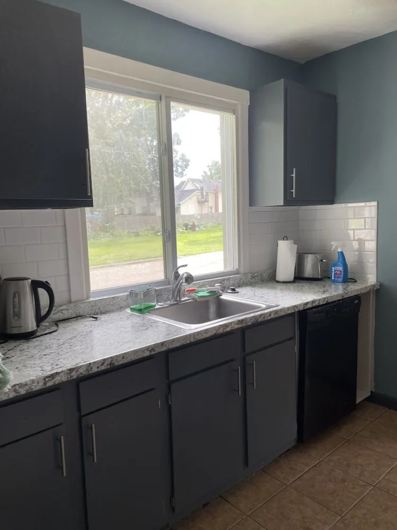 Pontiac House for a short term rent