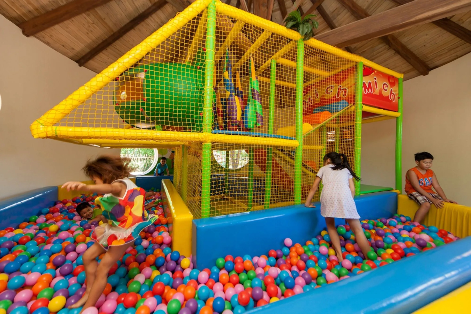 Emeralda Resort Ninh Binh