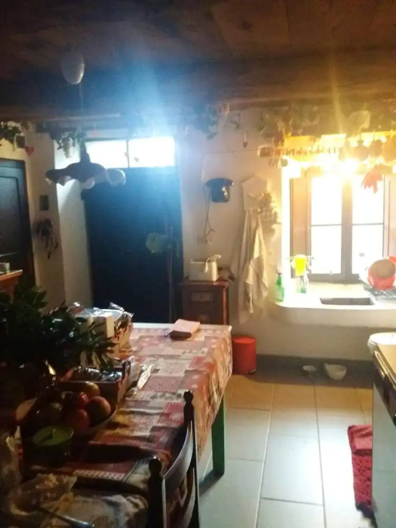 House With 2 Bedrooms In Caprese Michelangelo With Furnished Garden