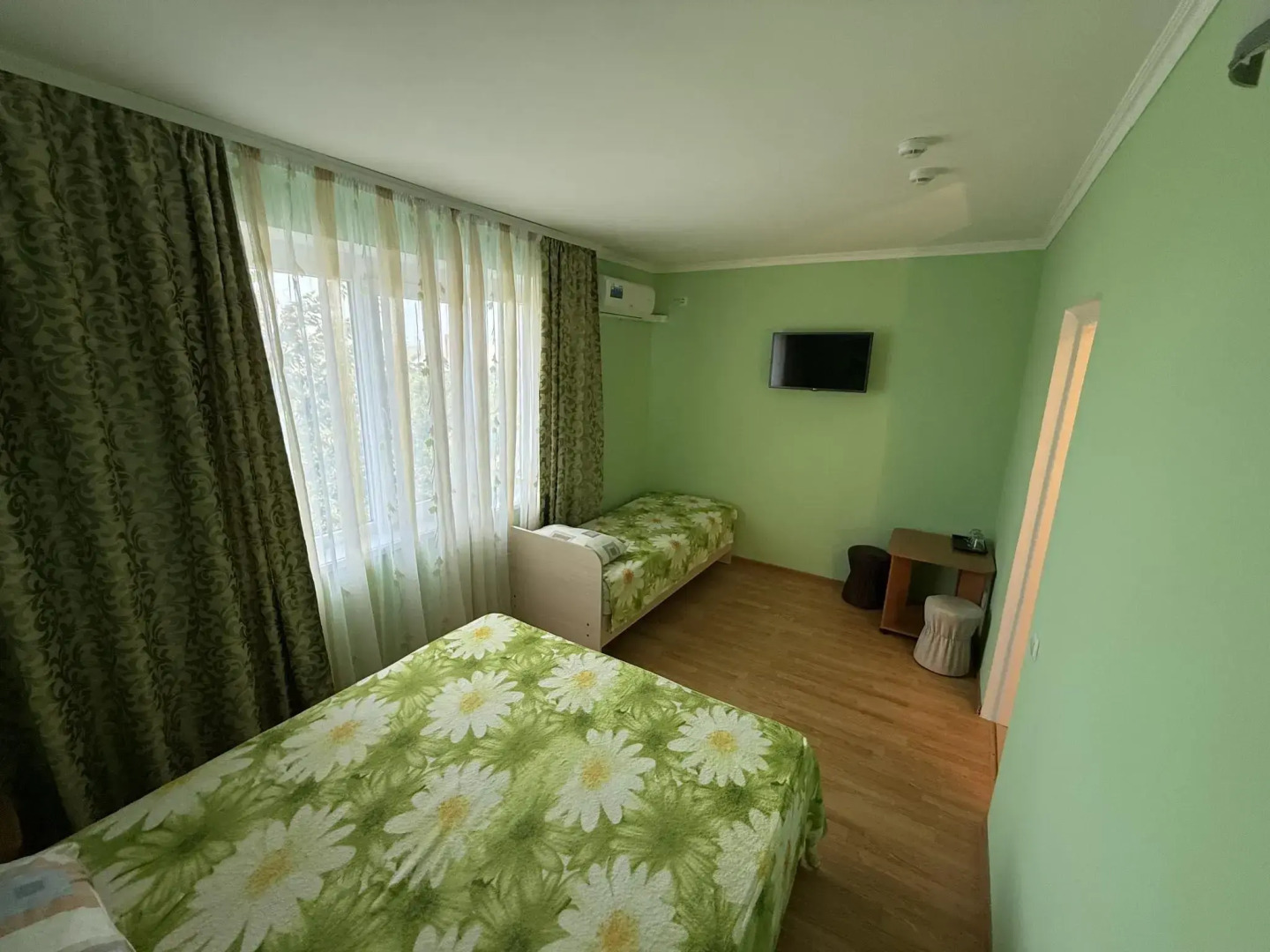 Берег Казантипа