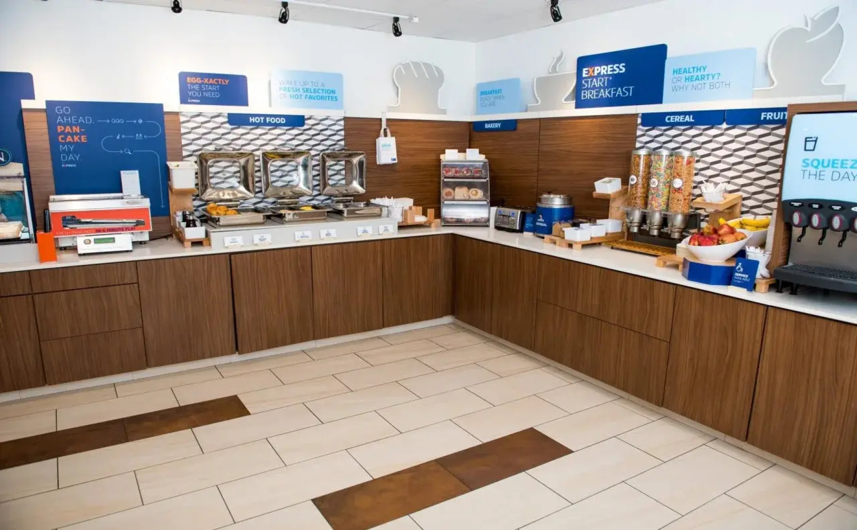 Holiday Inn Express & Suites Elkhart by IHG