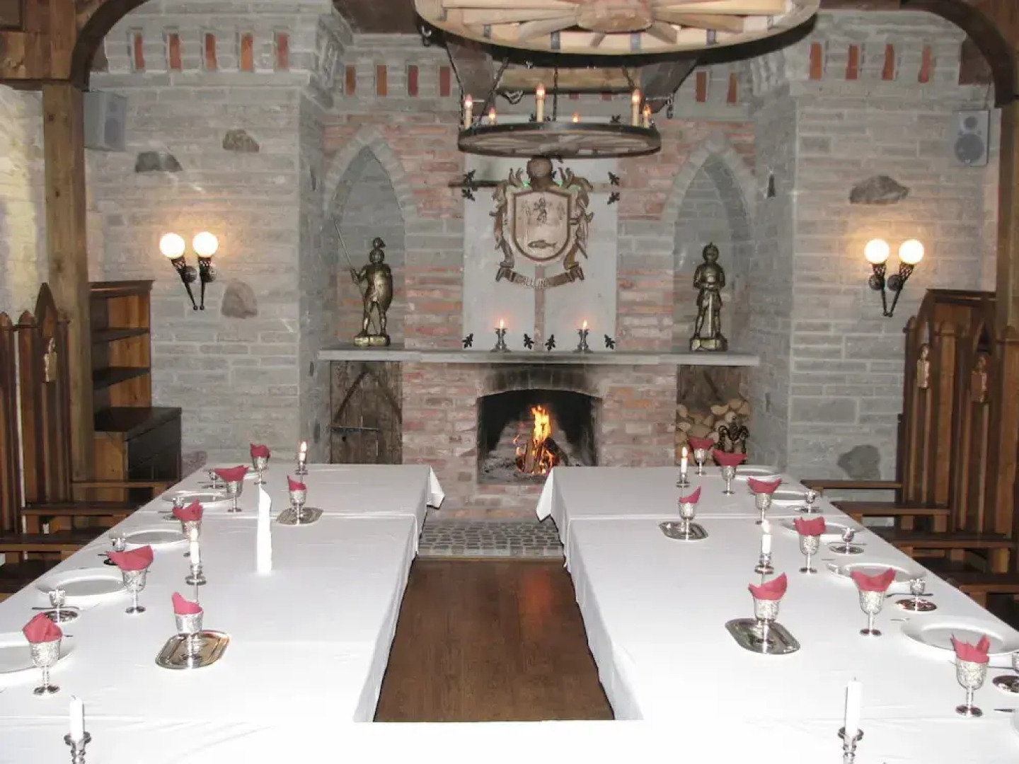 Üksik Rüütel Hotel