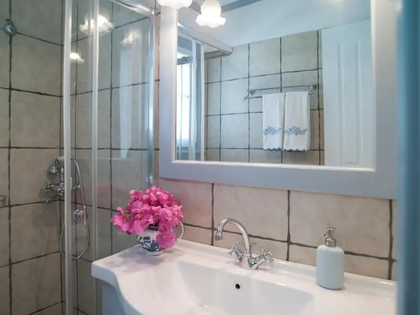 Villa with 5 bedrooms in Spetses with wonderful sea view private pool enclosed garden 900 m from the beach