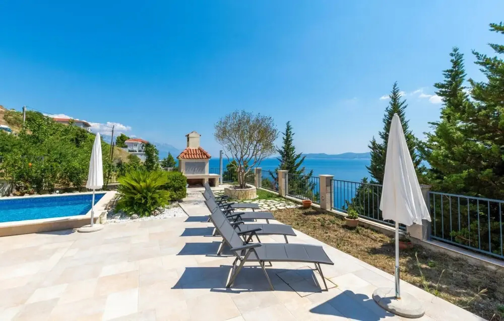 Beautiful Home in Mimice With Wifi and 3 Bedrooms