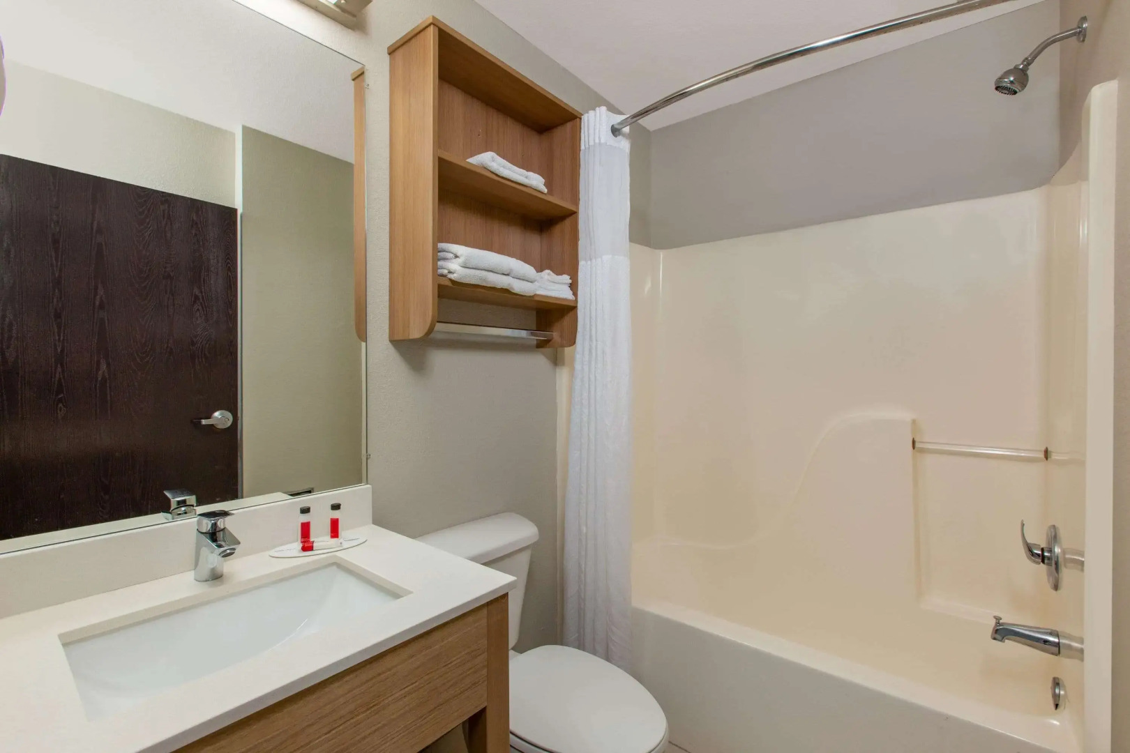 Microtel Inn & Suites by Wyndham Augusta/Riverwatch