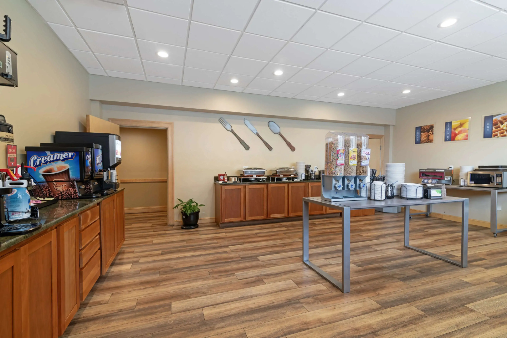 Best Western Plus Windjammer Inn & Conference Center