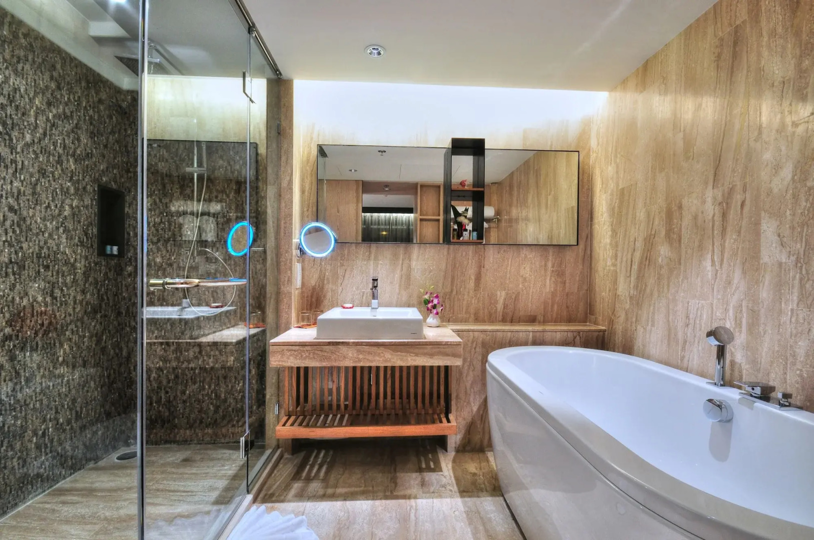 Arcadia Suites Bangkok