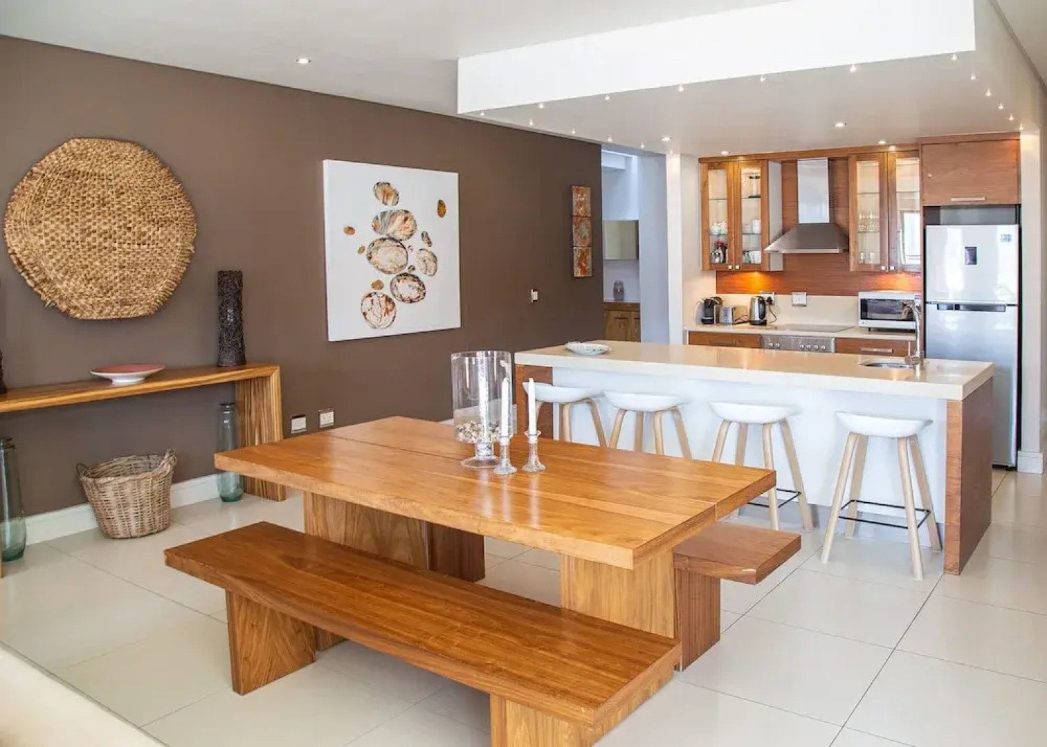 Marine Square Luxury Holiday Suites - Apartments