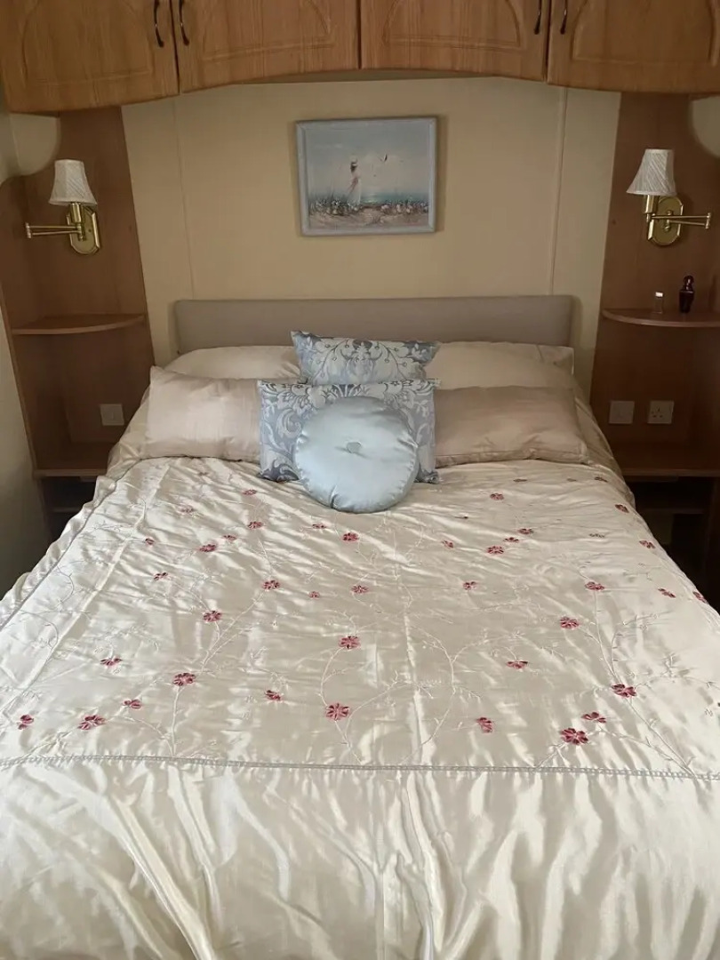 Stunning 2 Bedroom Static Caravan set in 60 Acres