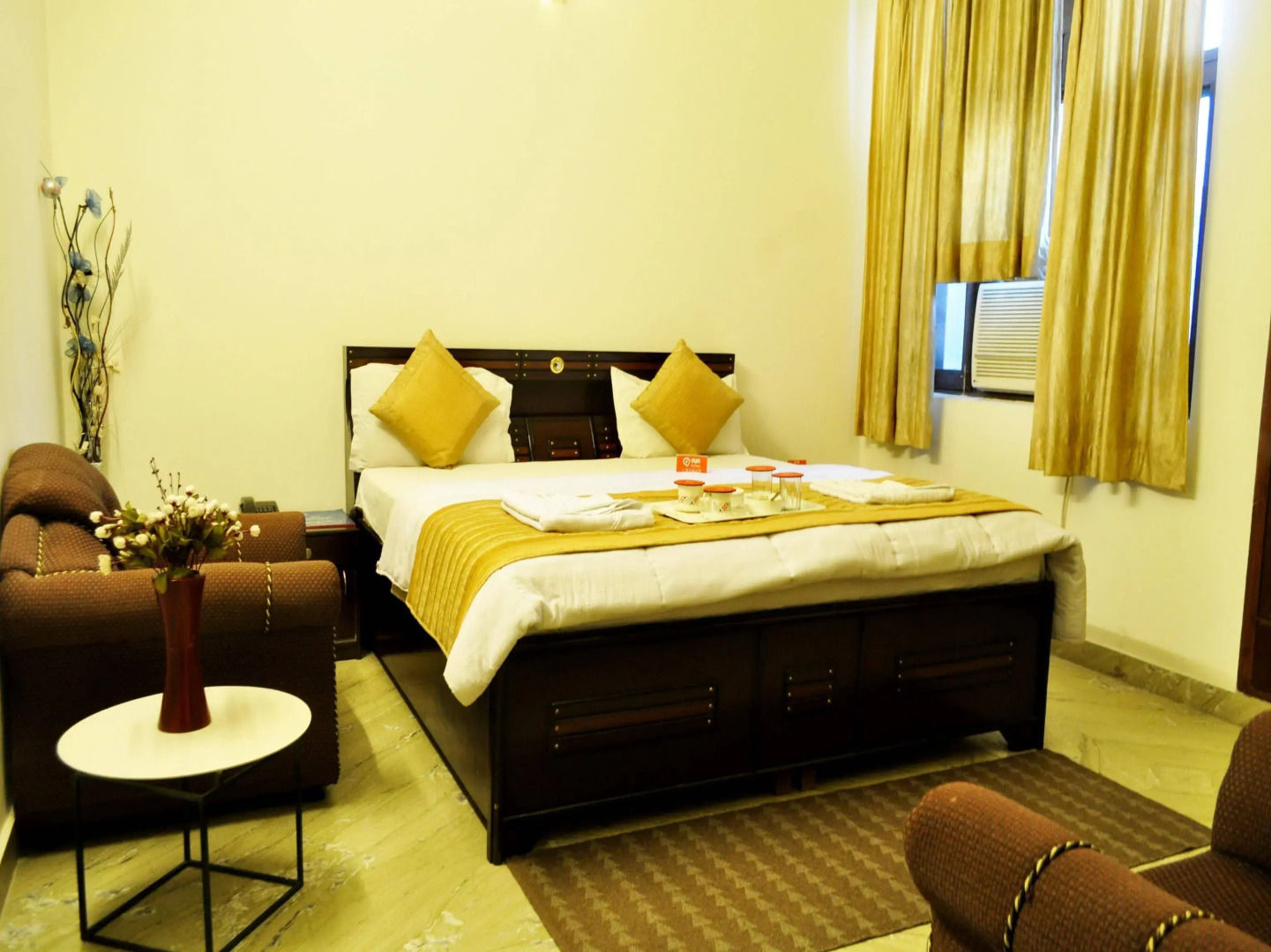 OYO Rooms Noida City Centre 196