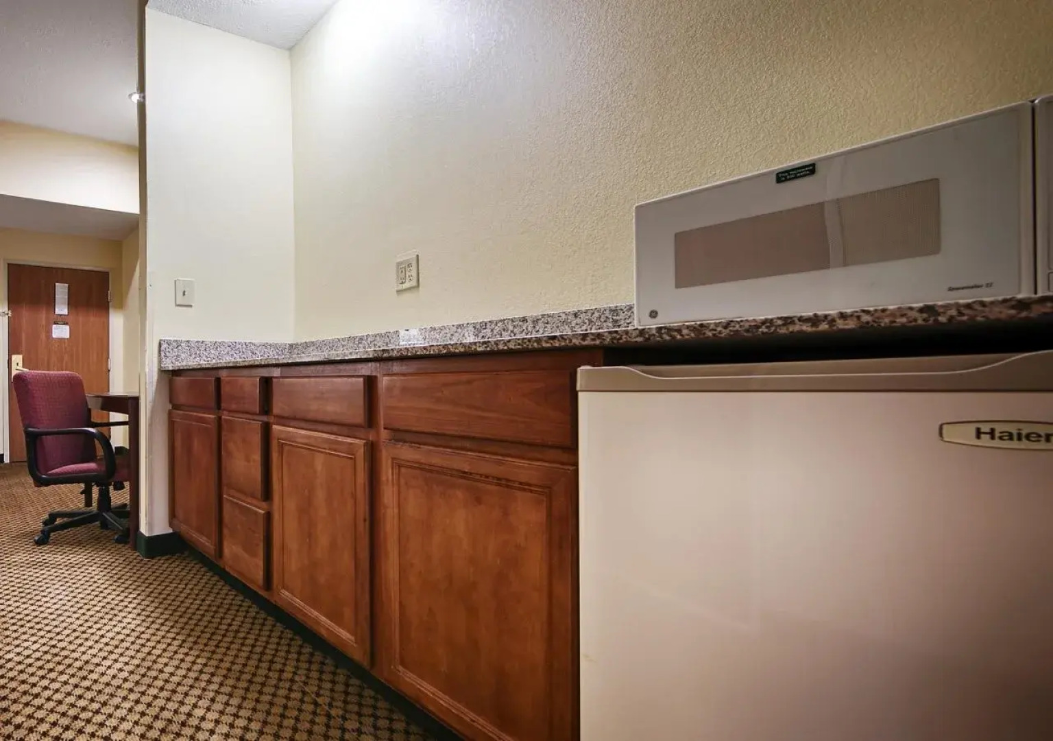 Country Inn & Suites by Radisson, Pickerington, OH