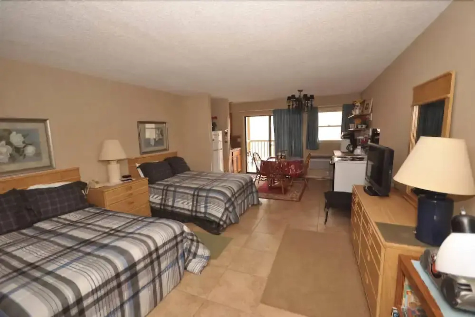 Rumbling Bald Resort